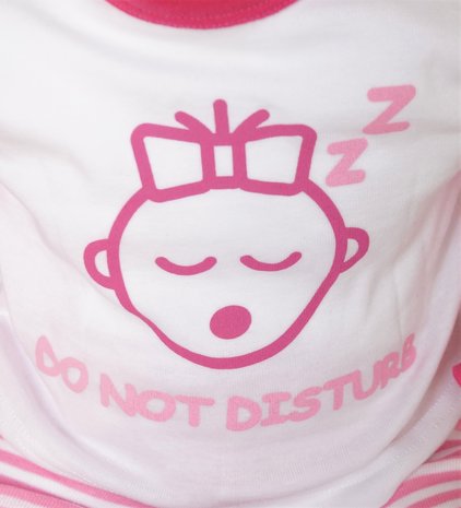 Beeren Baby pyjama M3000 Do not Disturb Roze