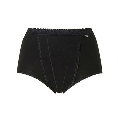 Sloggi Dames corrigerende slip Control Maxi Zwart